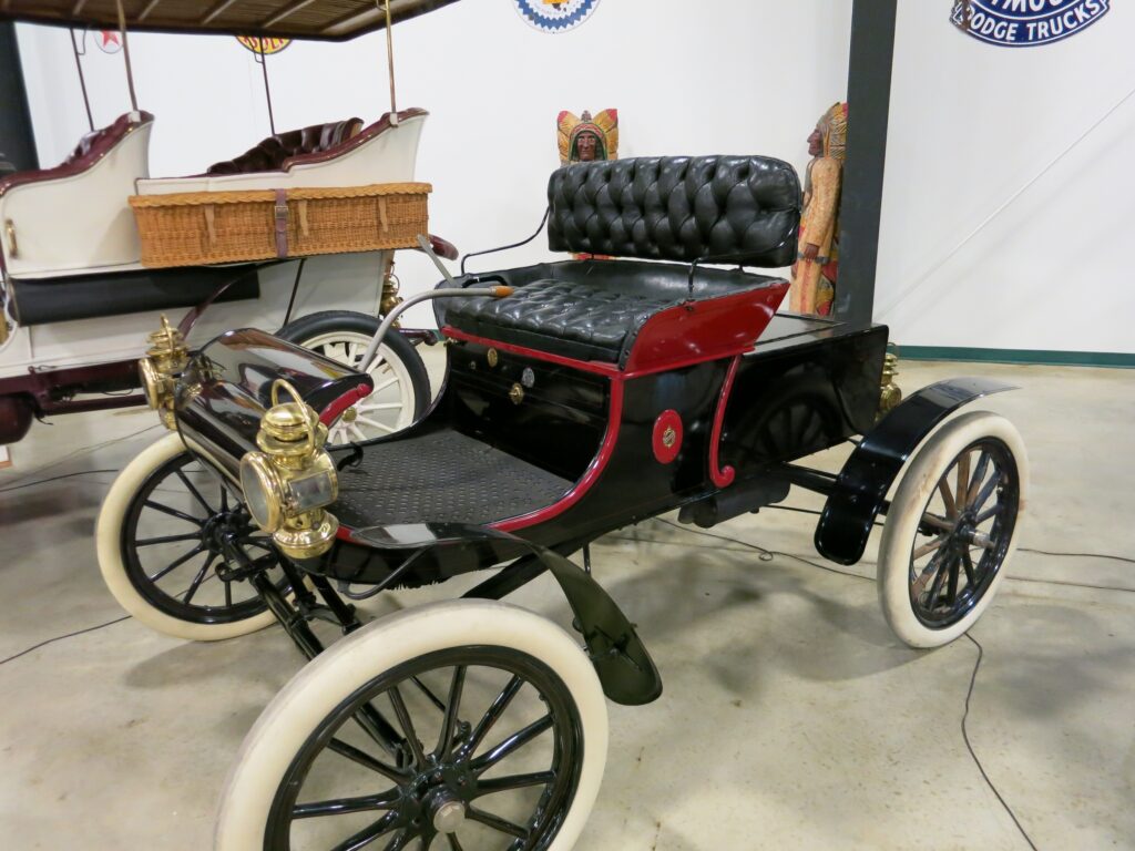 1902 Oldsmobile